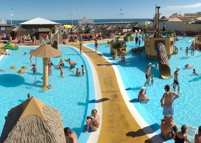 Studio-cabine 6 Couchages Cap-d'agde * Agde